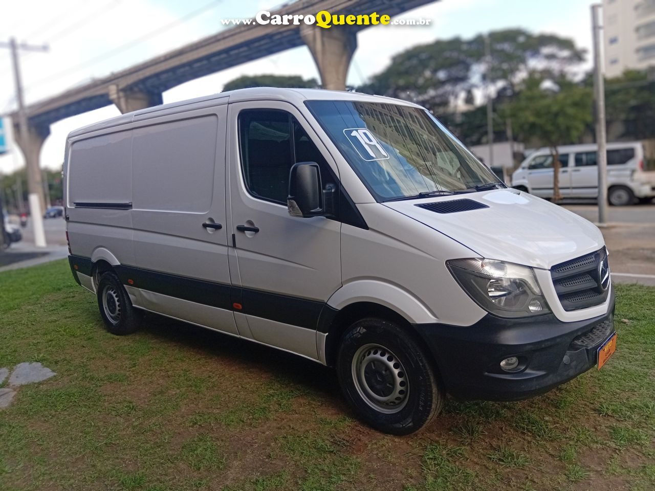 MERCEDES-BENZ   SPRINTER 313 FURGÃO LONGO 2.2 129CV DIES   BRANCO 2019 2.2 DIESEL - Loja