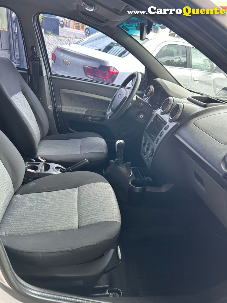 FORD   FIESTA SEDAN SE 1.6 8V FLEX 4P   PRATA 2014 1.6 FLEX - Loja