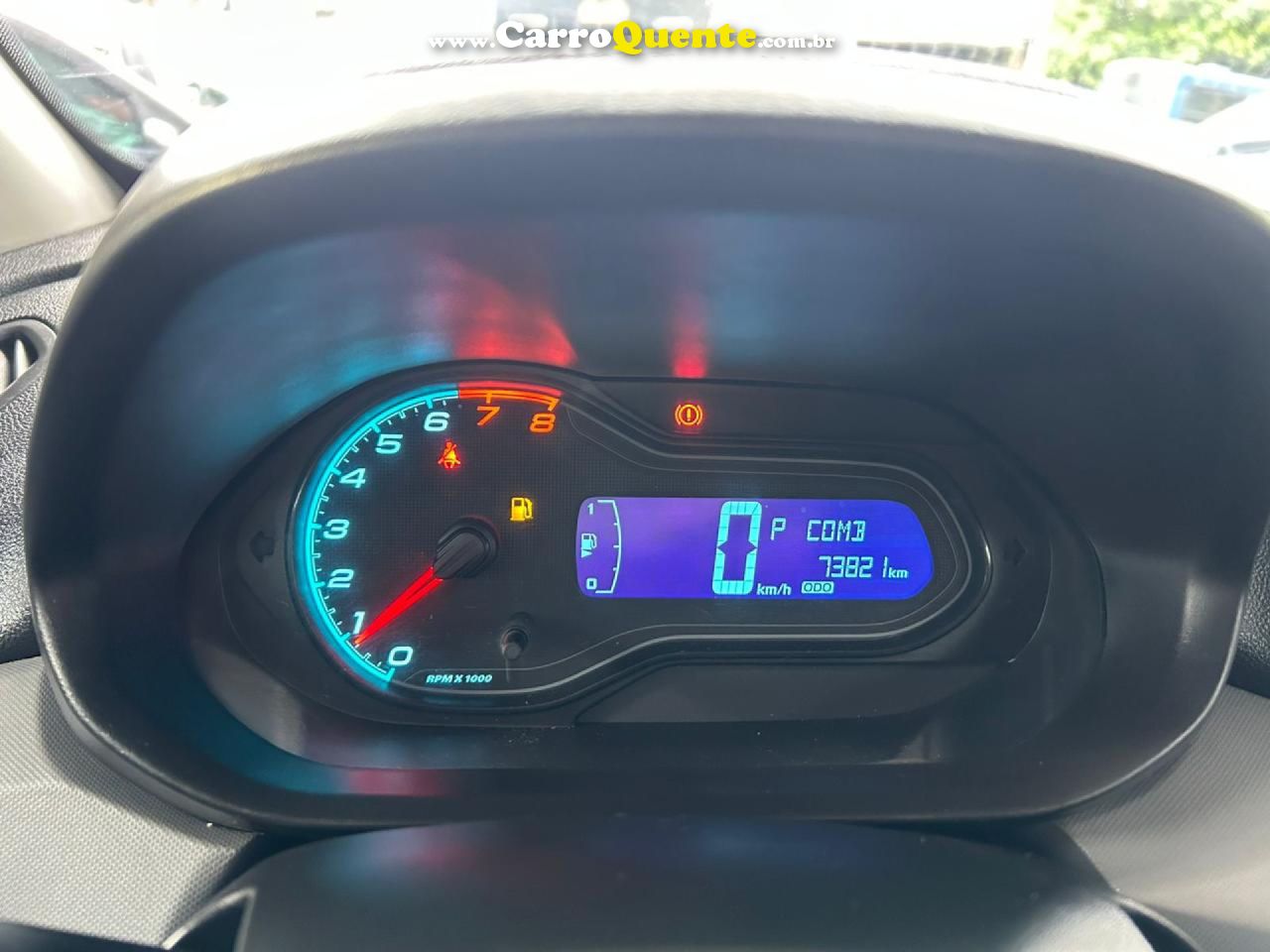 CHEVROLET   ONIX HATCH LT 1.4 8V FLEXPOWER 5P AUT.   BRANCO 2017 1.4 FLEX - Loja