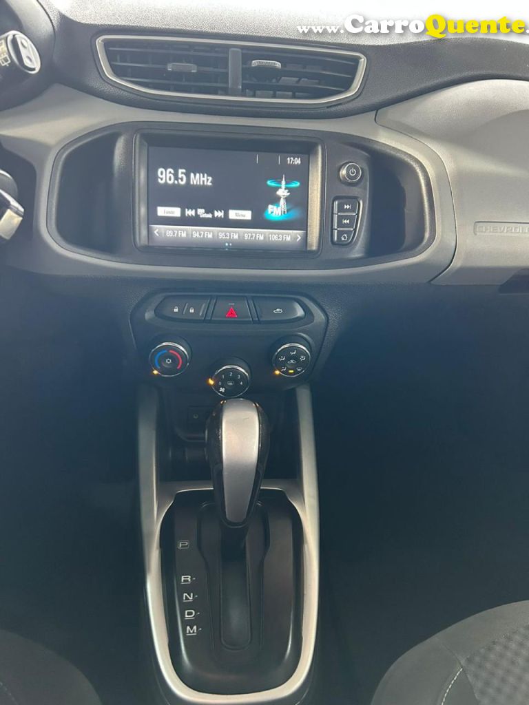CHEVROLET   ONIX HATCH LT 1.4 8V FLEXPOWER 5P AUT.   BRANCO 2017 1.4 FLEX - Loja