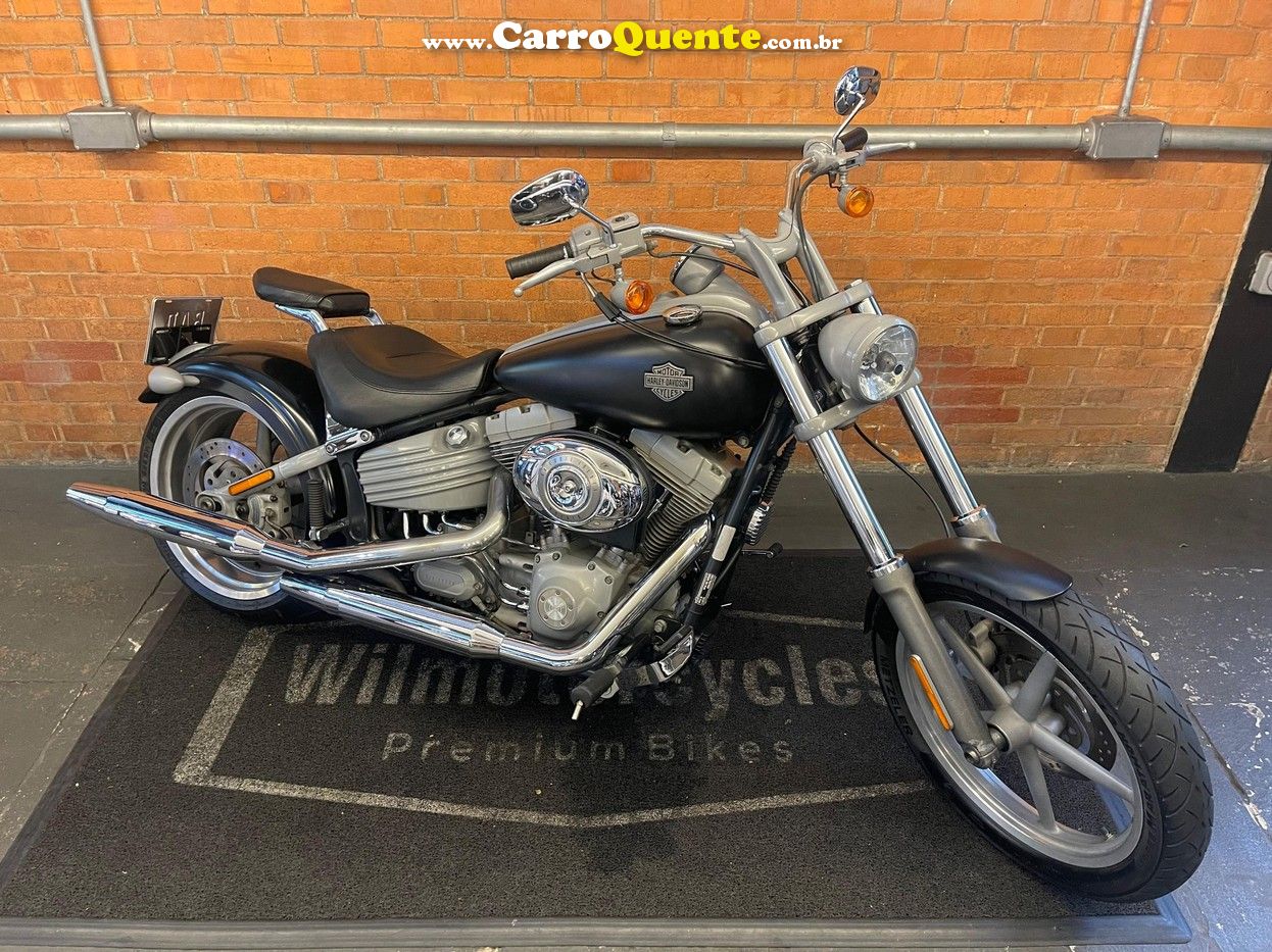 HARLEY-DAVIDSON SOFTAIL ROCKER 2009 - Loja
