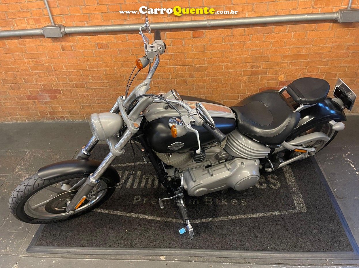 HARLEY-DAVIDSON SOFTAIL ROCKER 2009 - Loja