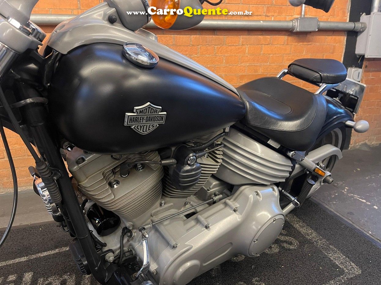 HARLEY-DAVIDSON SOFTAIL ROCKER 2009 - Loja