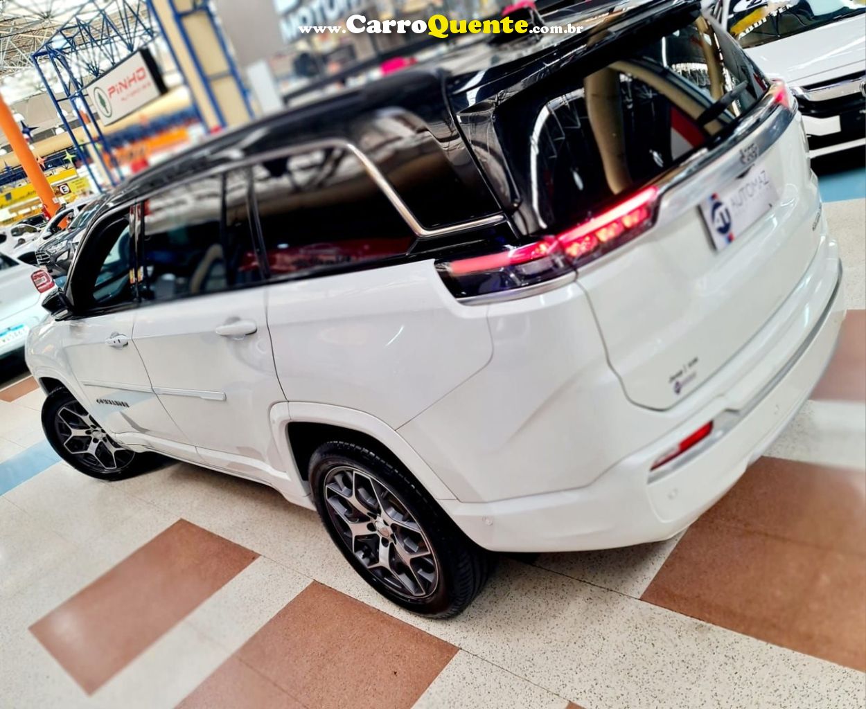 JEEP COMMANDER 1.3 T270 TURBO OVERLAND 2023 - Loja