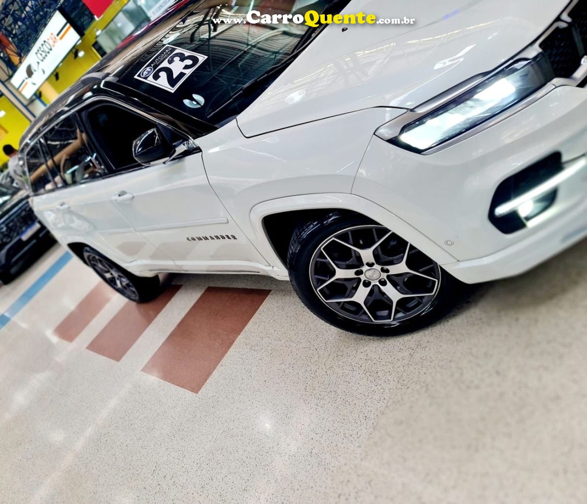 JEEP COMMANDER 1.3 T270 TURBO OVERLAND 2023 - Loja
