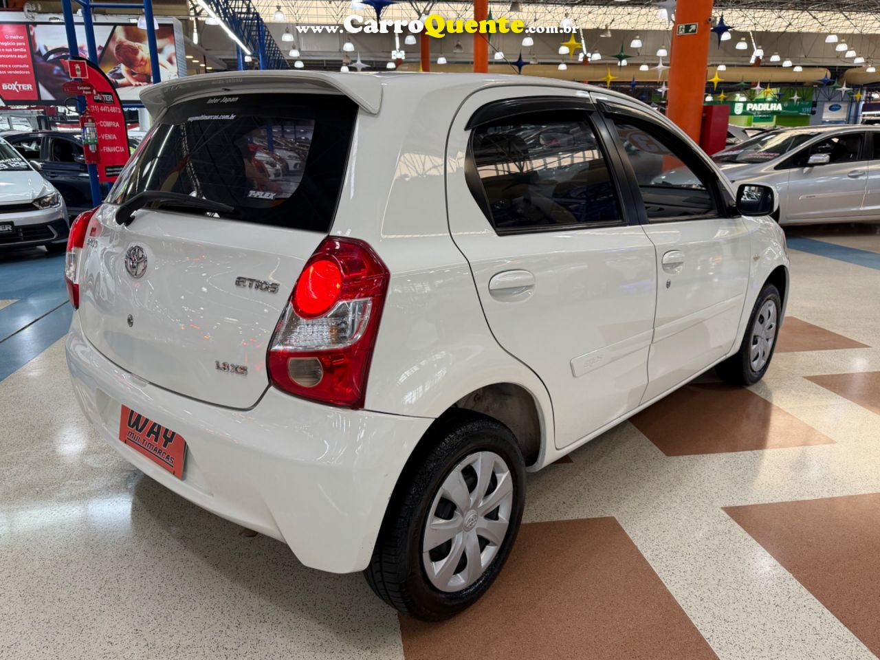 TOYOTA ETIOS 1.3 XS 16V 2013 - Loja