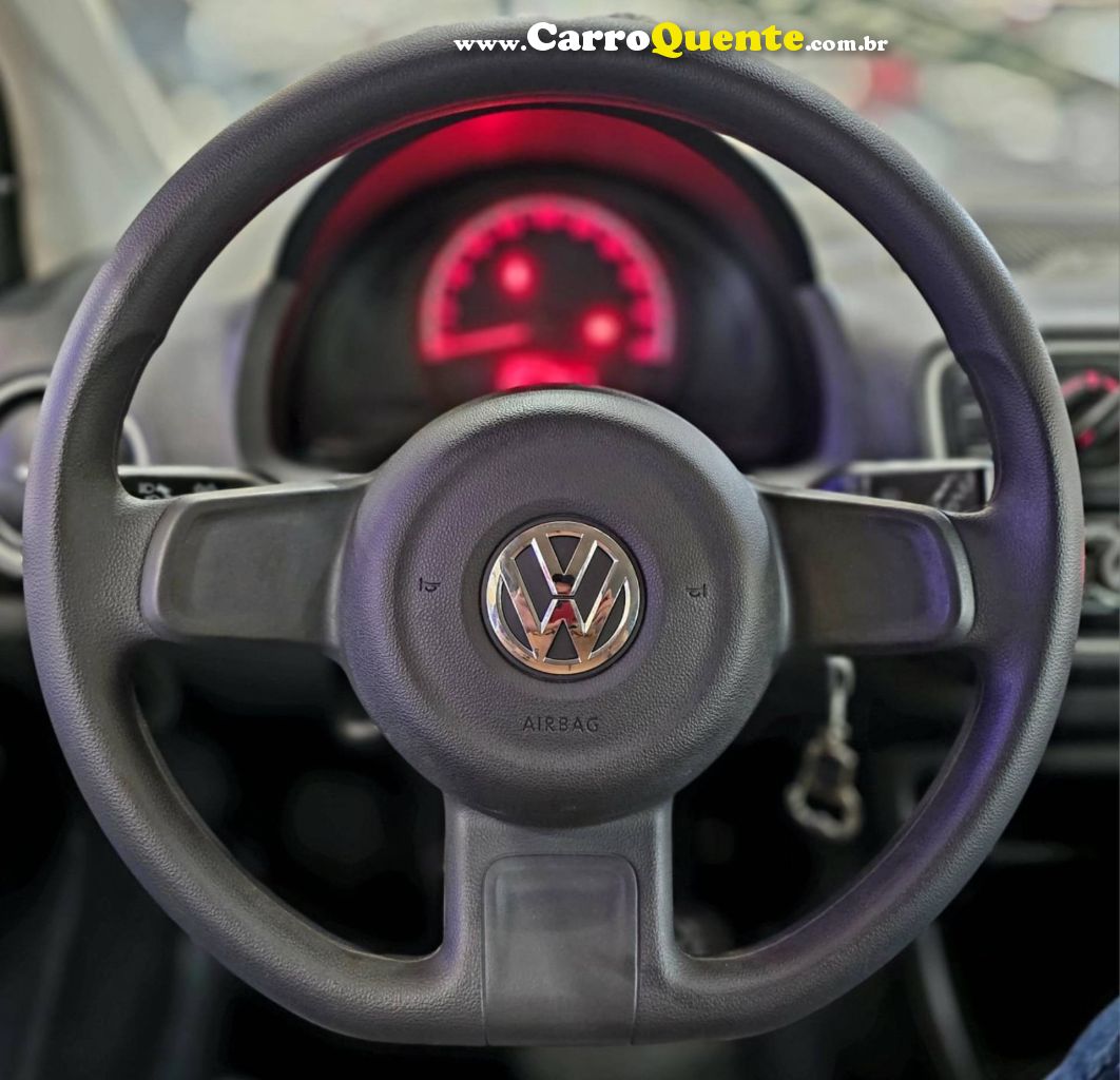 VOLKSWAGEN UP 1.0 MPI TAKE UP 12V 2015 - Loja