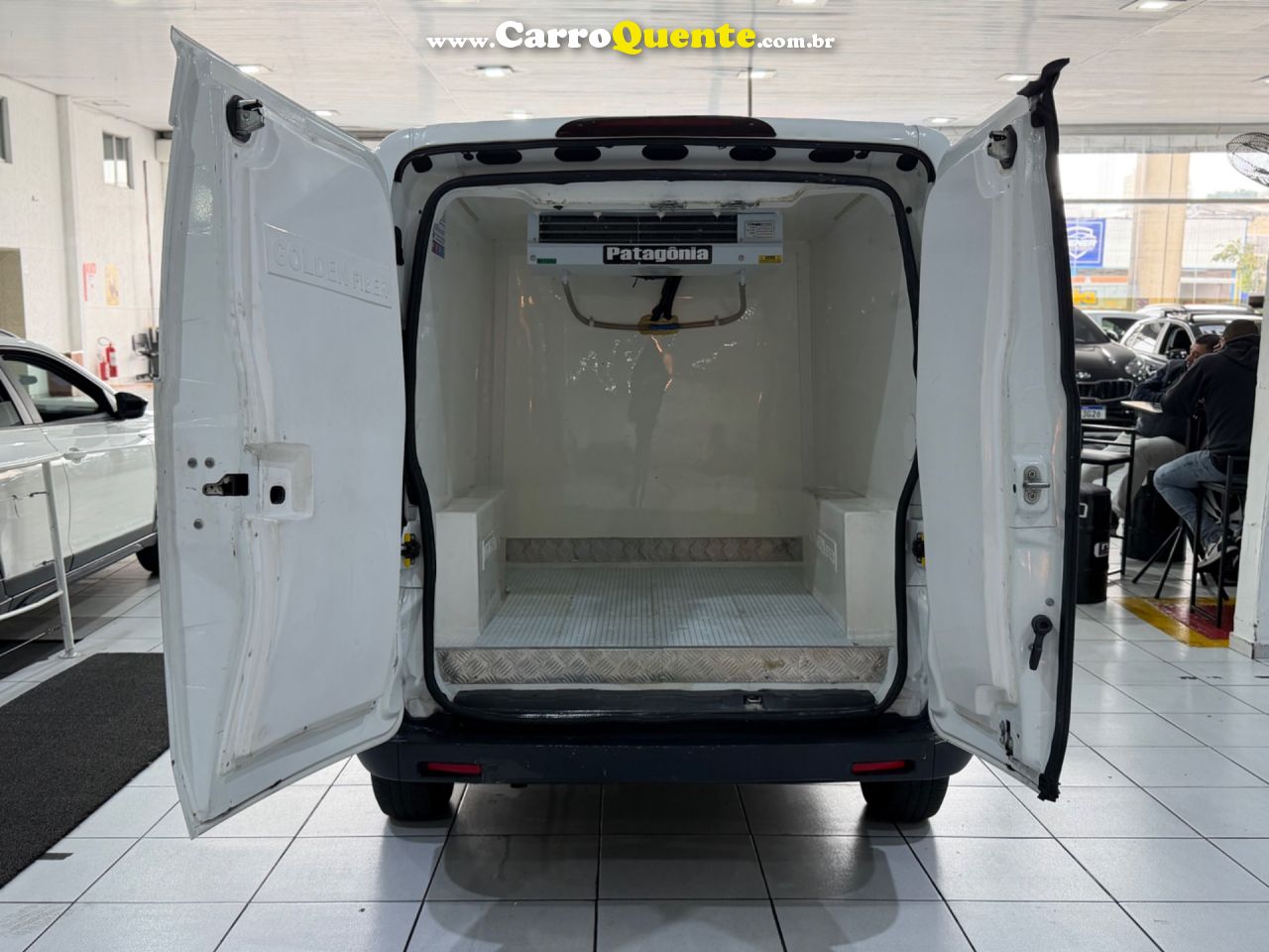 FIAT FIORINO 1.4 MPI FURGAO HARD WORKING 8V 2019 - Loja