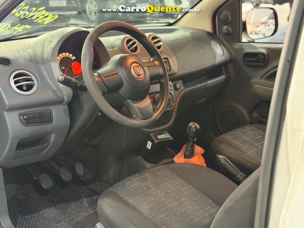 FIAT FIORINO 1.4 MPI FURGAO HARD WORKING 8V 2019 - Loja