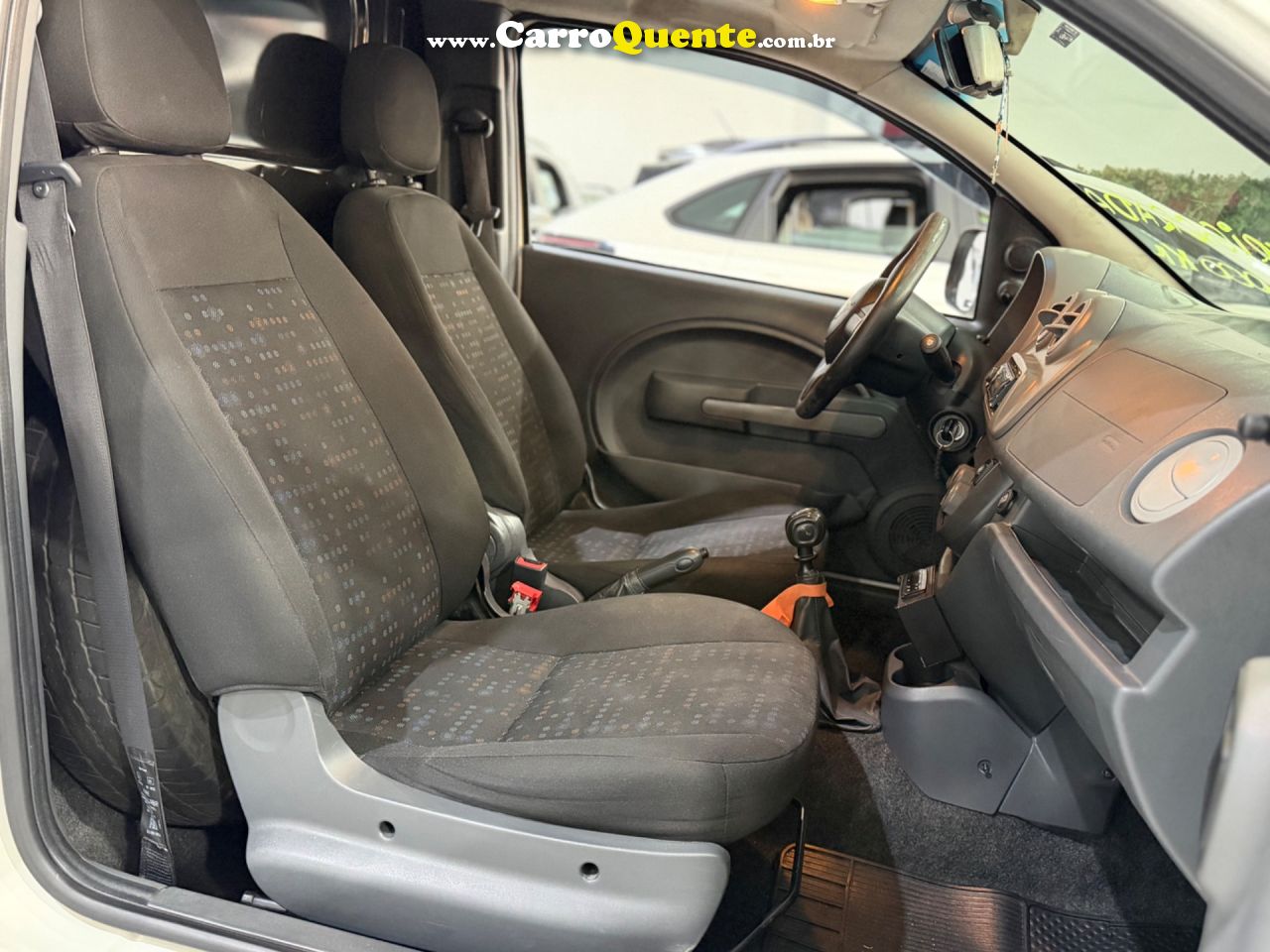 FIAT FIORINO 1.4 MPI FURGAO HARD WORKING 8V 2019 - Loja