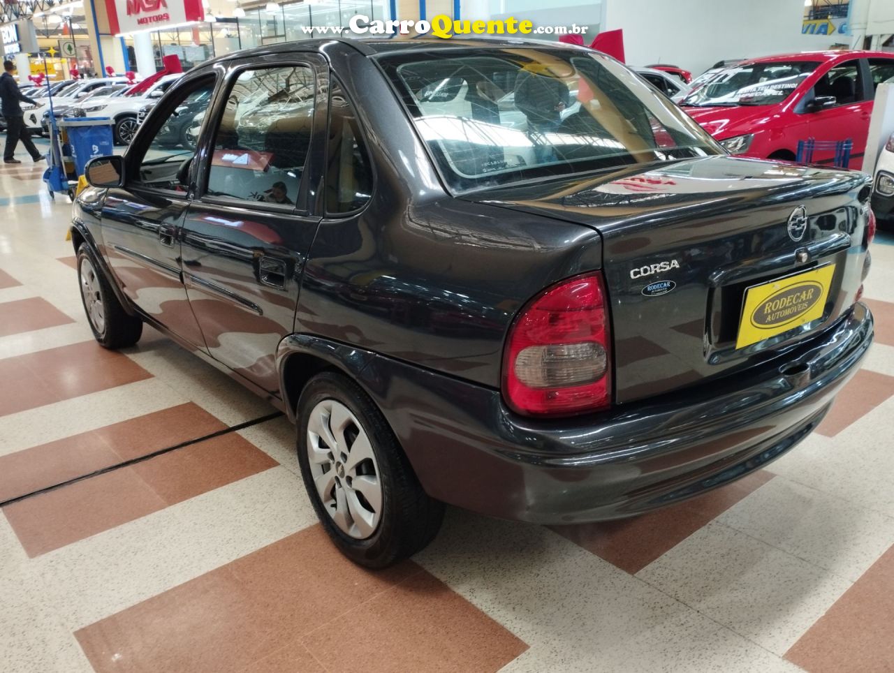 CHEVROLET CORSA 1.0 MPFI MILENIUM SEDAN 8V 2002 - Loja