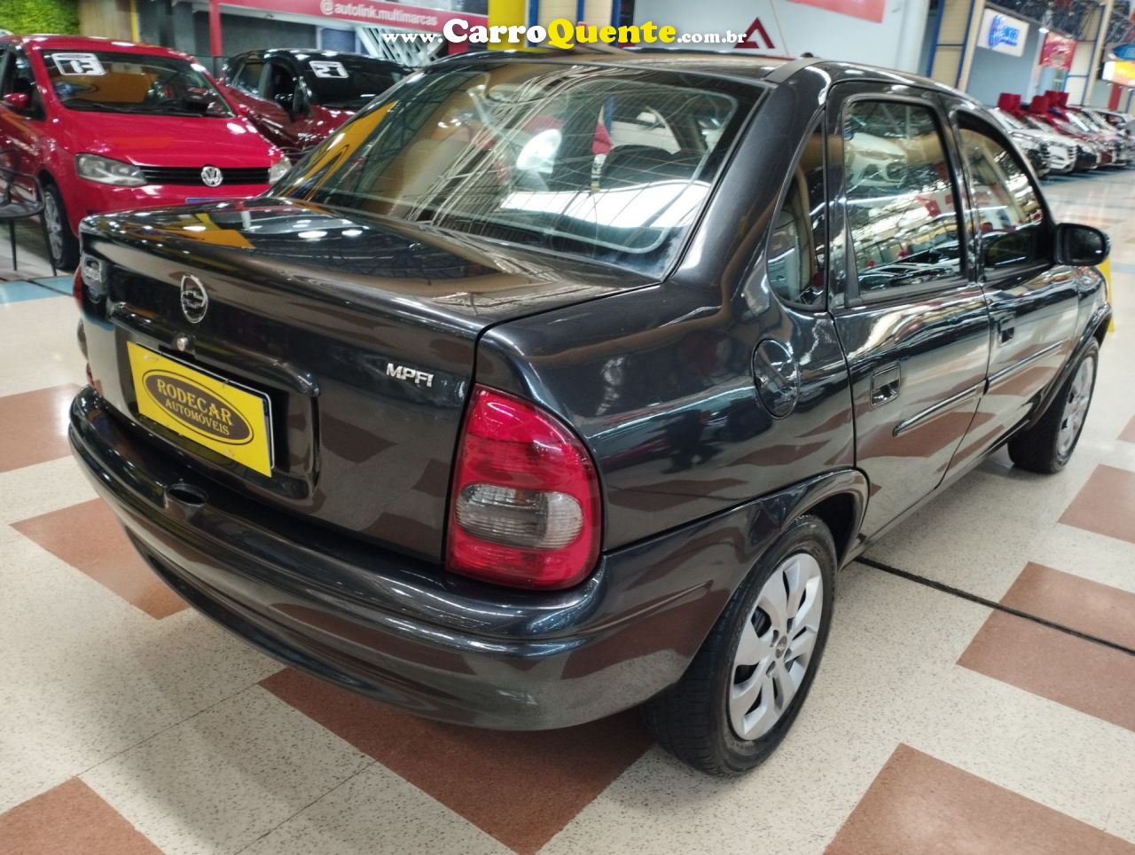 CHEVROLET CORSA 1.0 MPFI MILENIUM SEDAN 8V 2002 - Loja