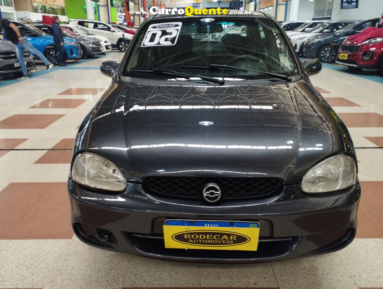 CHEVROLET CORSA 1.0 MPFI MILENIUM SEDAN 8V 2002 - Loja