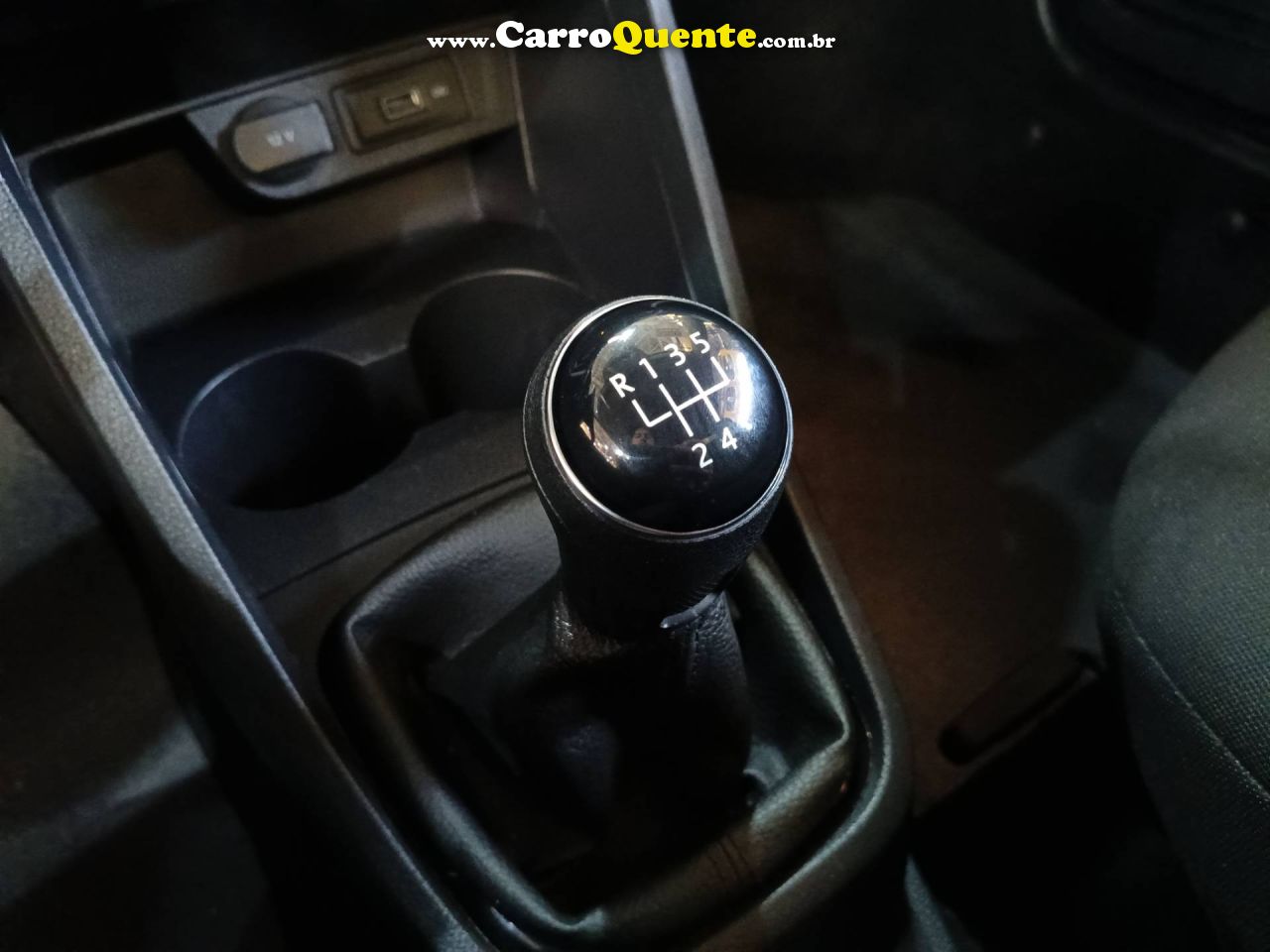 VOLKSWAGEN SAVEIRO 1.6 MSI ROBUST CS 16V 2025 - Loja