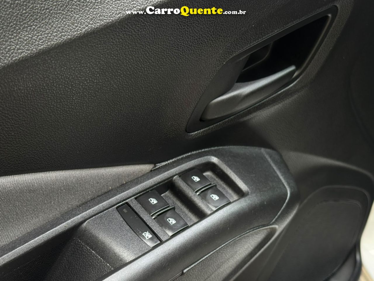CHEVROLET COBALT 1.4 MPFI LT 8V 2019 - Loja