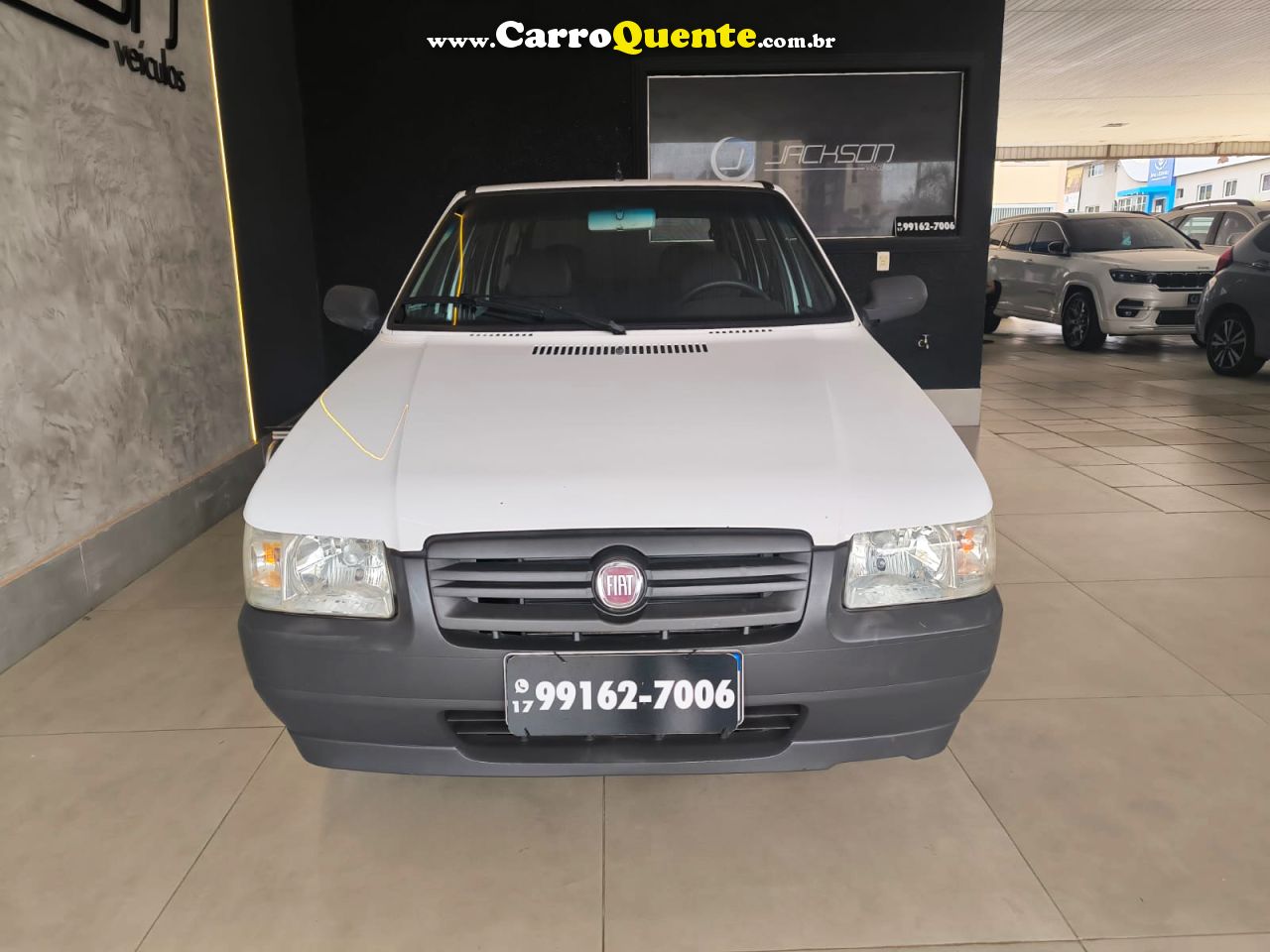FIAT UNO 1.0 MPI MILLE WAY ECONOMY 8V 2011/2012 - Loja