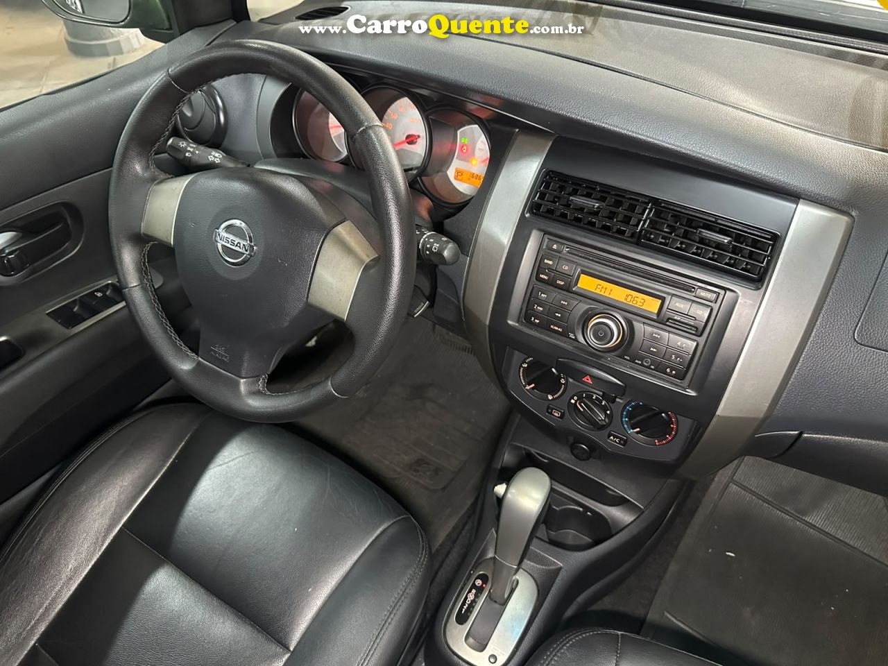 NISSAN LIVINA 1.8 S 16V 2014 - Loja