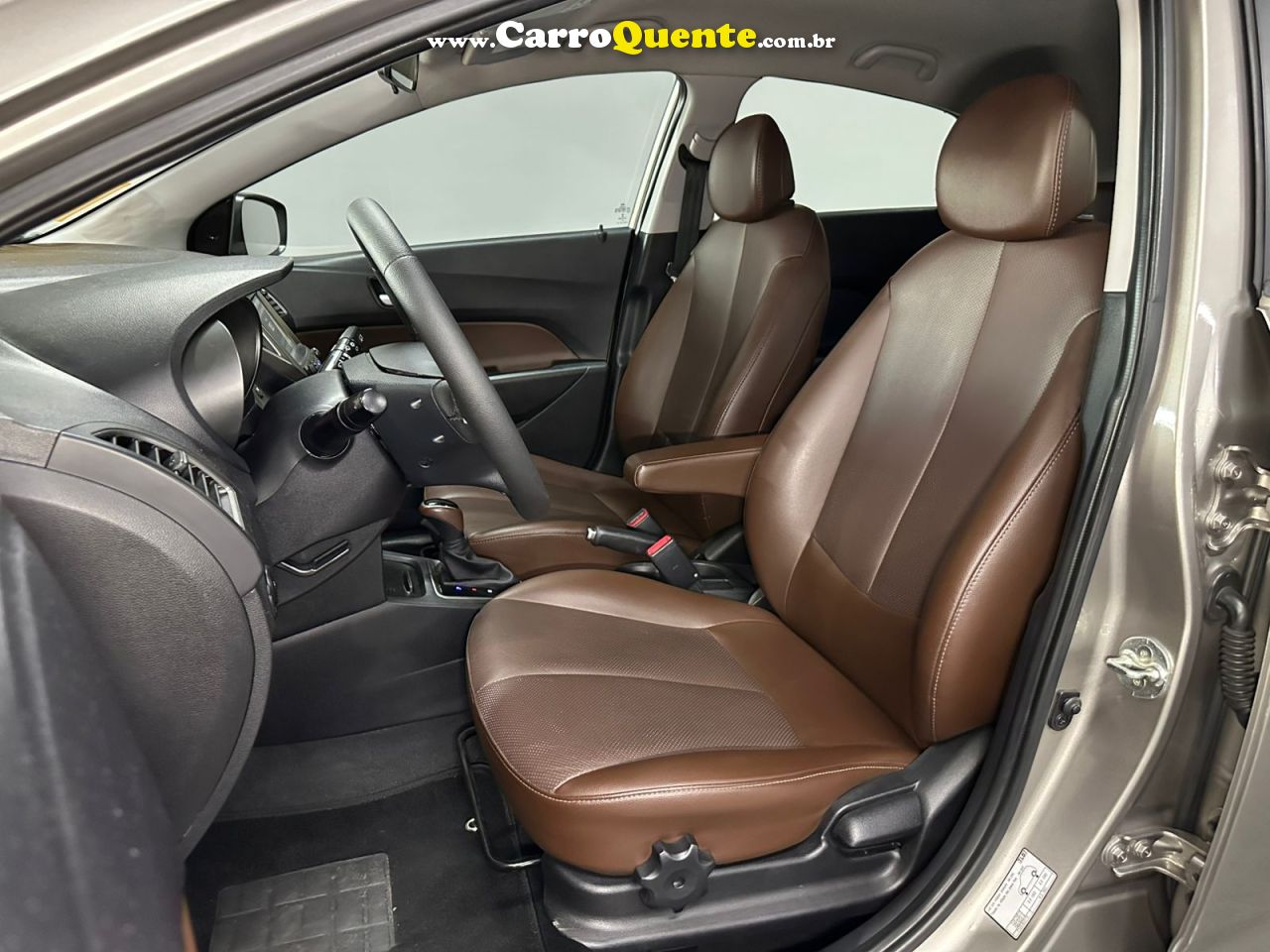 HYUNDAI HB20 1.6 PREMIUM 16V 2019 - Loja