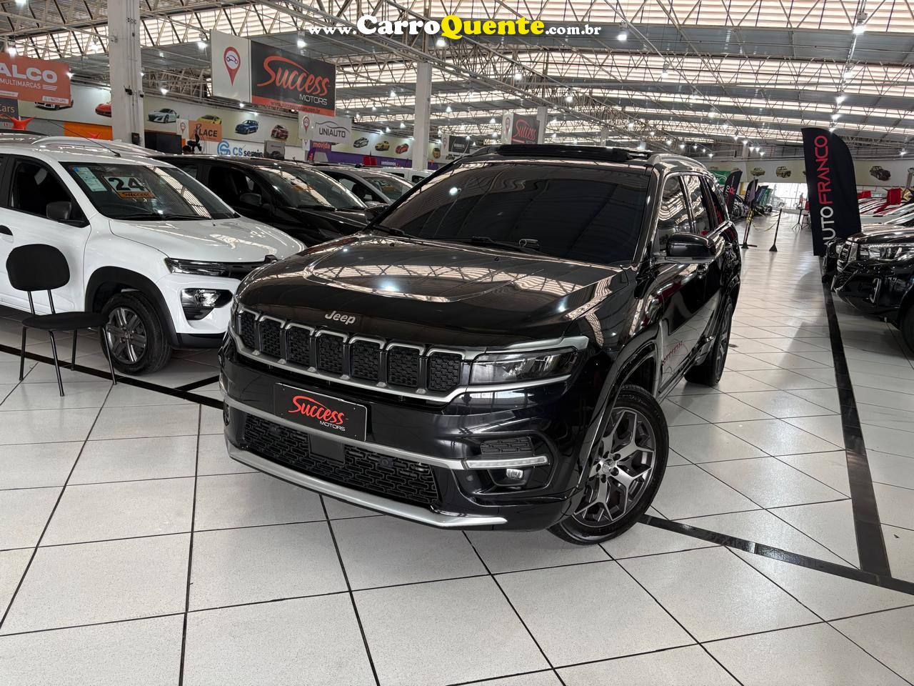 COMMANDER 1.3 T270 TURBO OVERLAND C/ BAIXA KM 2022 - Loja