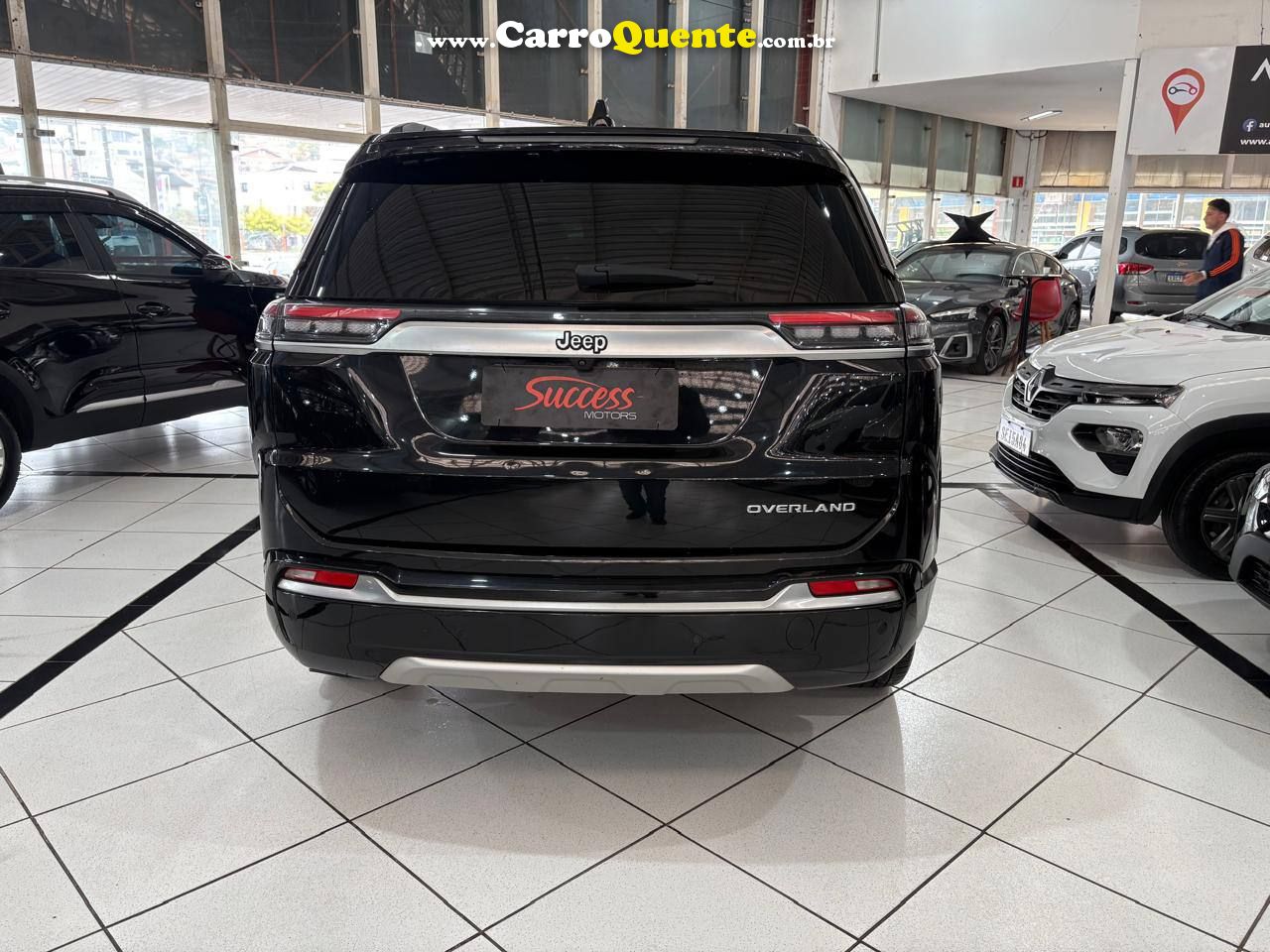 COMMANDER 1.3 T270 TURBO OVERLAND C/ BAIXA KM 2022 - Loja