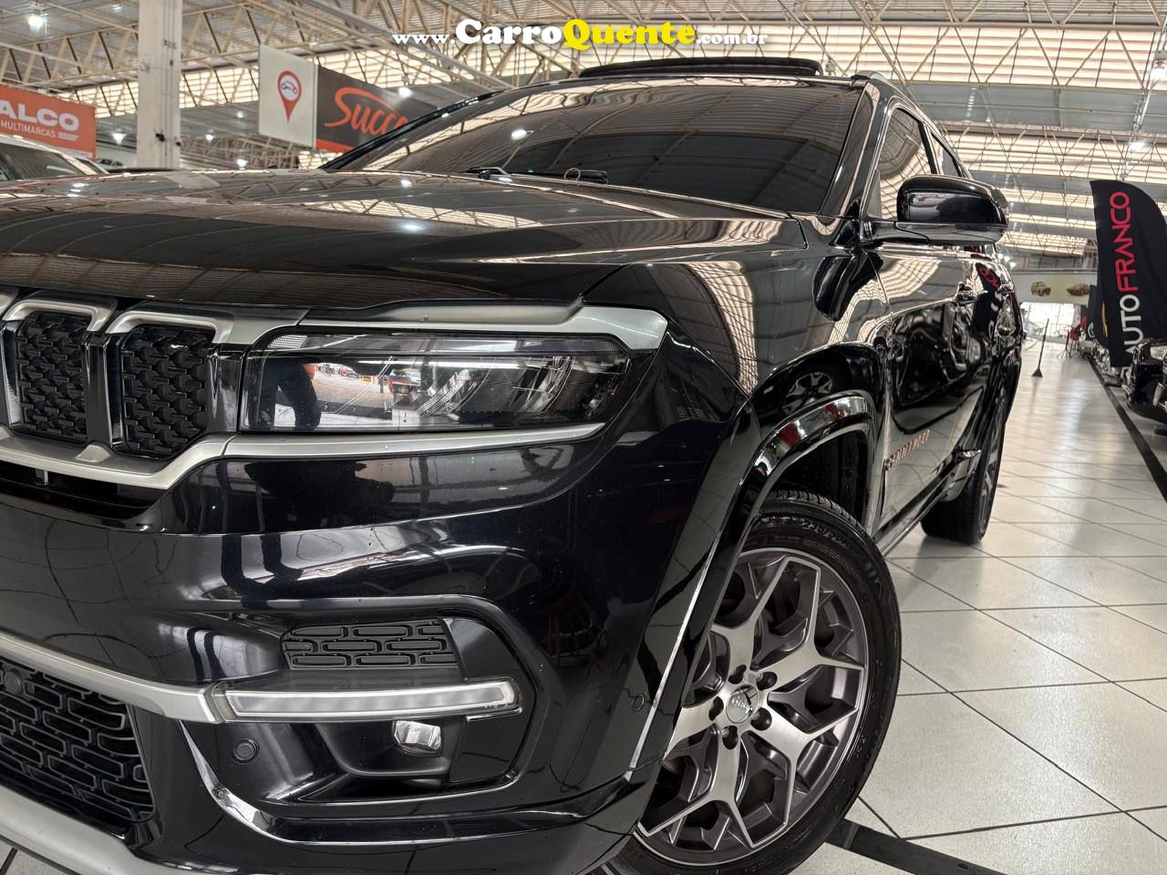 COMMANDER 1.3 T270 TURBO OVERLAND C/ BAIXA KM 2022 - Loja
