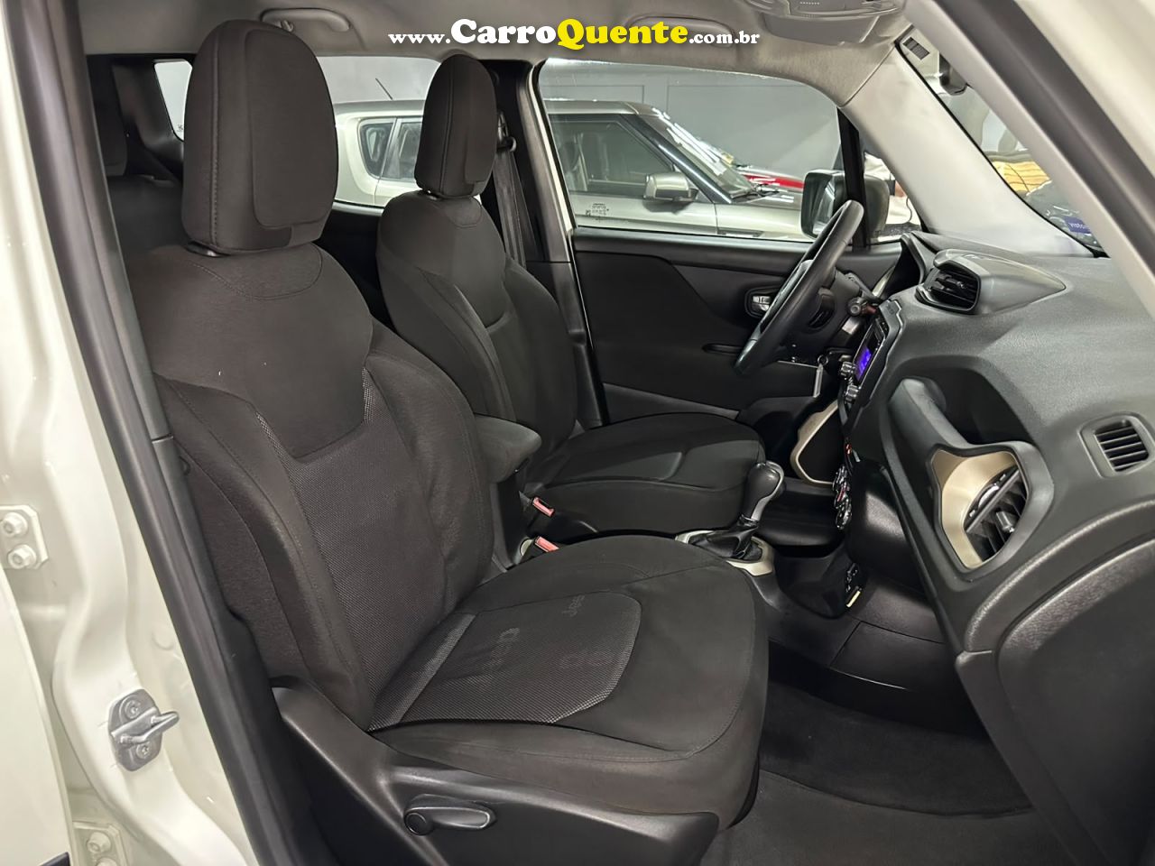 JEEP RENEGADE 1.8 16V SPORT 2016 - Loja