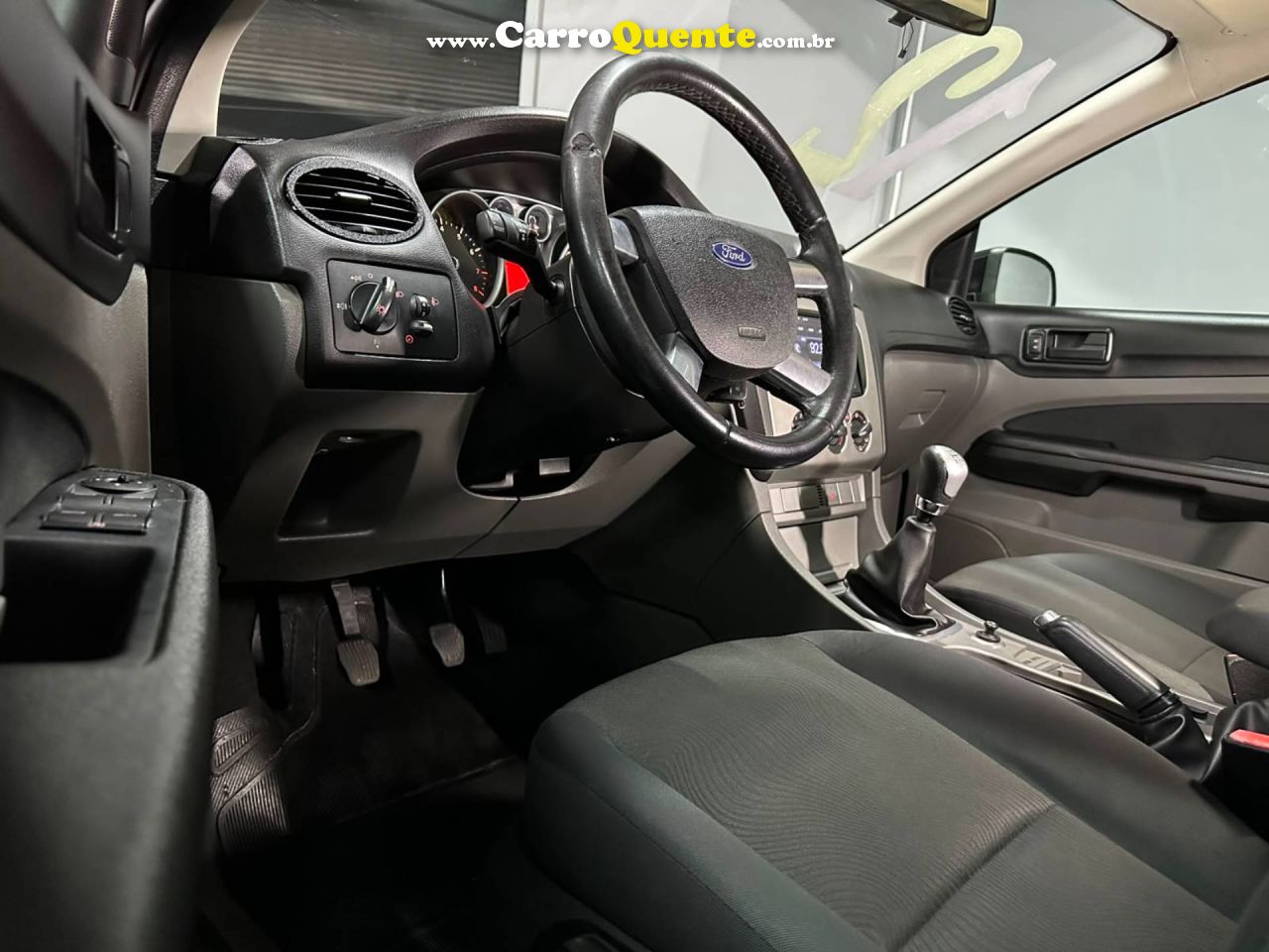 FORD FOCUS 1.6 GL 8V 2012 - Loja