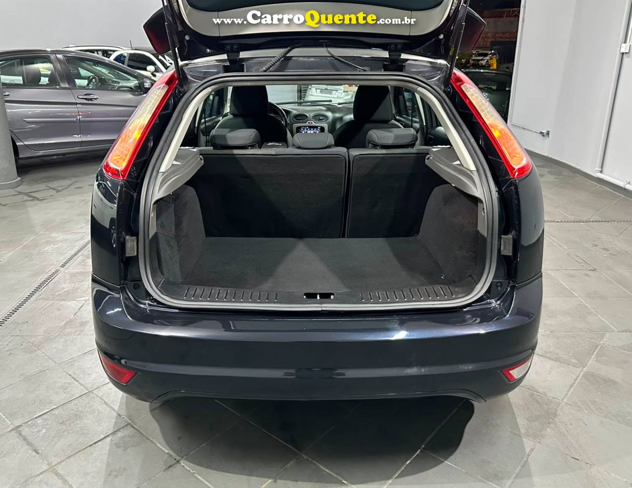 FORD FOCUS 1.6 GL 8V 2012 - Loja