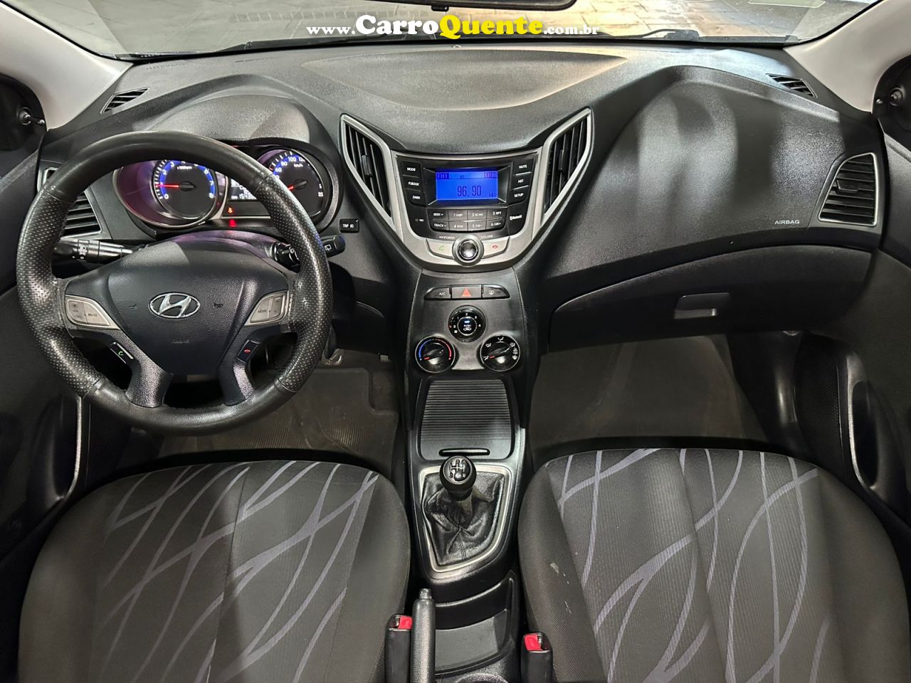 HYUNDAI HB20 1.0 COMFORT PLUS 12V 2015 - Loja