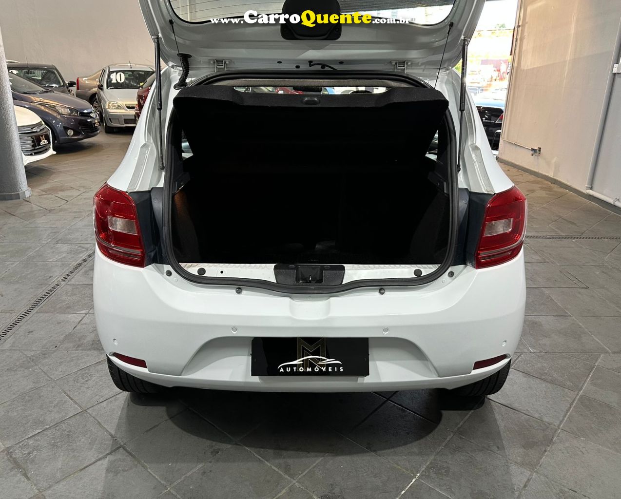 RENAULT SANDERO 1.6 DYNAMIQUE 8V 2014 - Loja