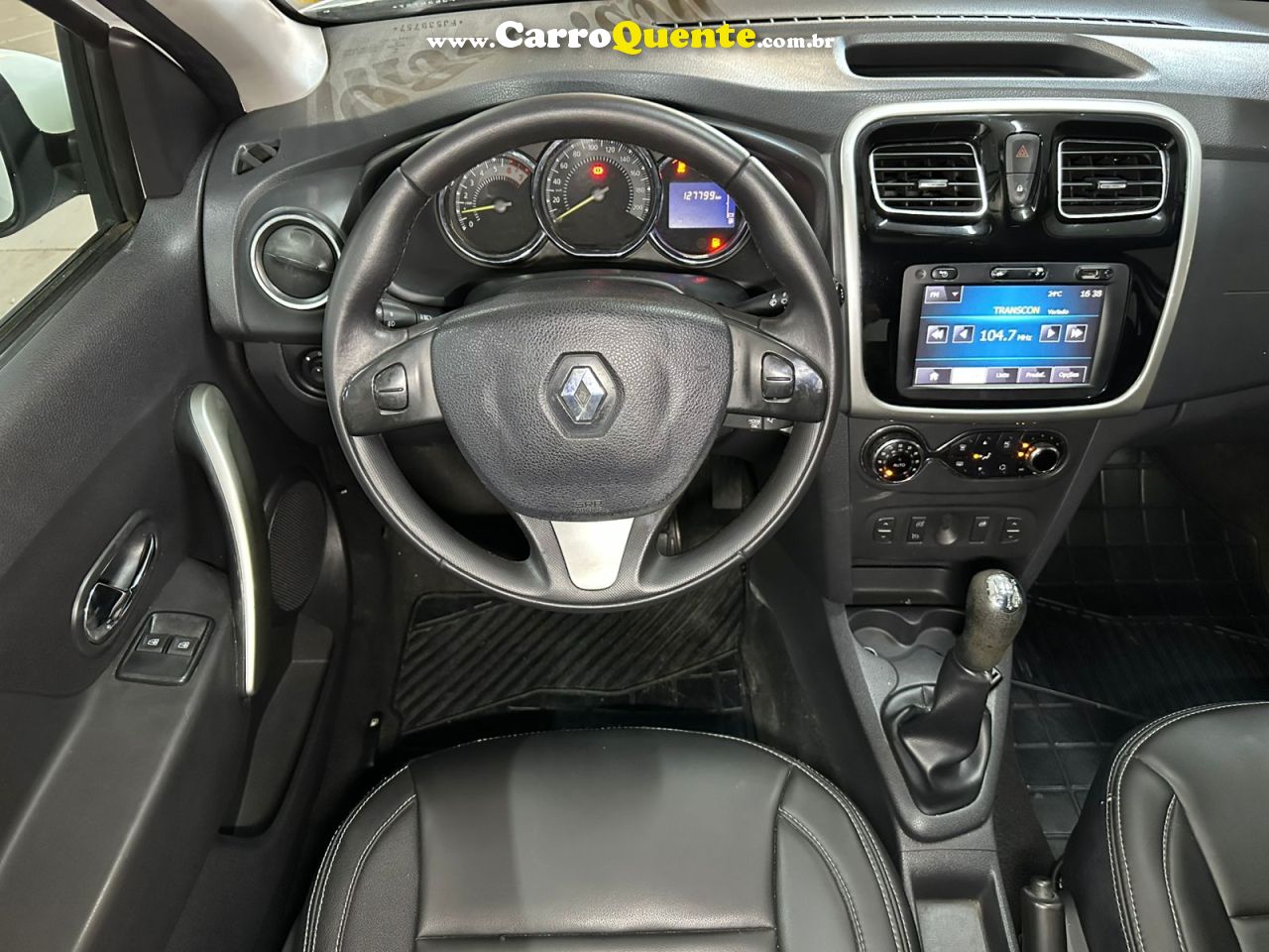 RENAULT SANDERO 1.6 DYNAMIQUE 8V 2014 - Loja