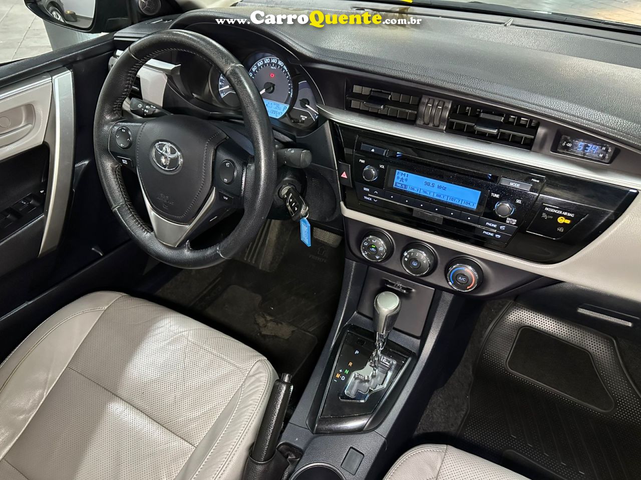 TOYOTA COROLLA 1.8 GLI 16V 2017 - Loja