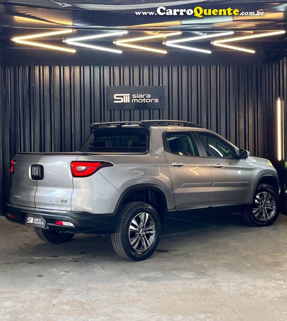 FIAT   TORO FREEDOM 2.0 16V 4X4 DIESEL AUT.   CINZA 2022 2.0 DIESEL - Loja