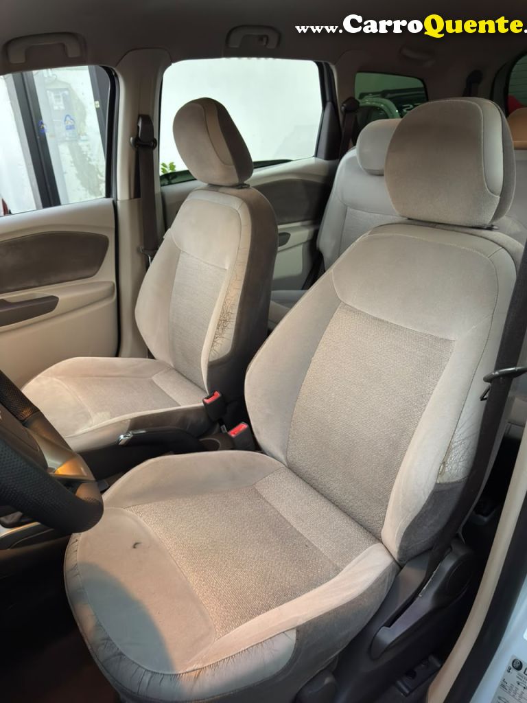 CHEVROLET   SPIN LTZ 1.8 8V ECONO.FLEX 5P MEC.   PRATA 2013 1.8 FLEX - Loja