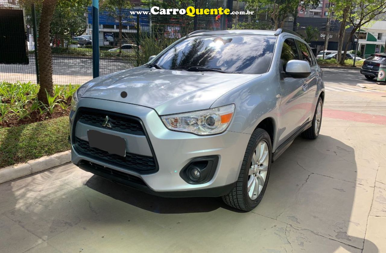 MITSUBISHI   2.0 4X2 16V GASOLINA 4P AUTOMÁTICO   PRATA 2015 2.0 GASOLINA - Loja