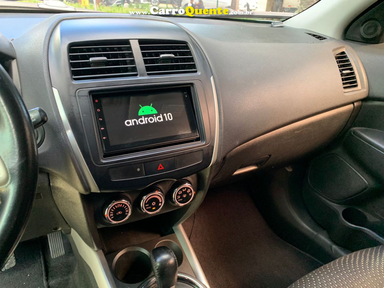 MITSUBISHI   2.0 4X2 16V GASOLINA 4P AUTOMÁTICO   PRATA 2015 2.0 GASOLINA - Loja