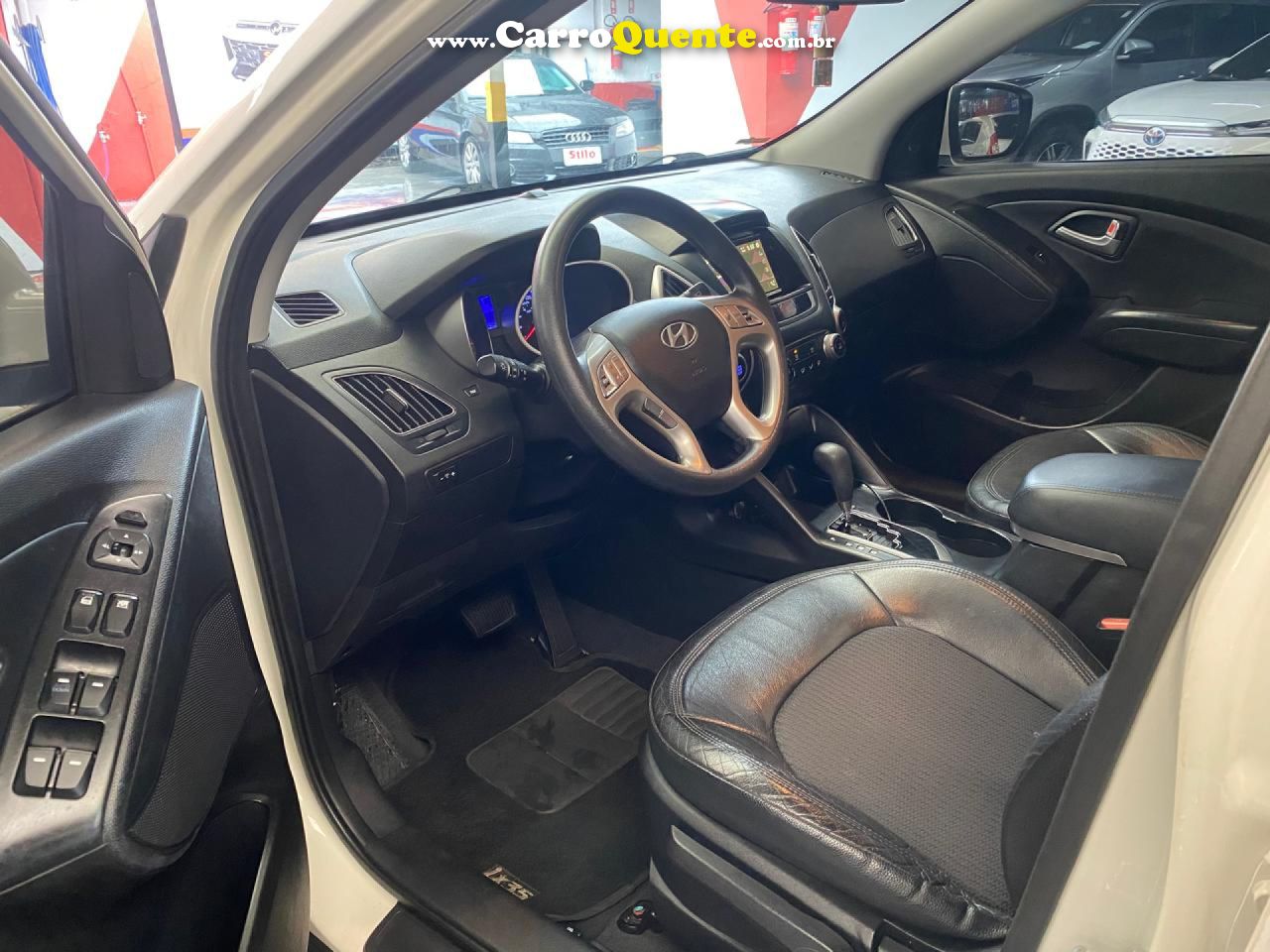 HYUNDAI   IX35 GLS 2.0 16V 2WD FLEX AUT.   BRANCO 2015 2.0 FLEX - Loja