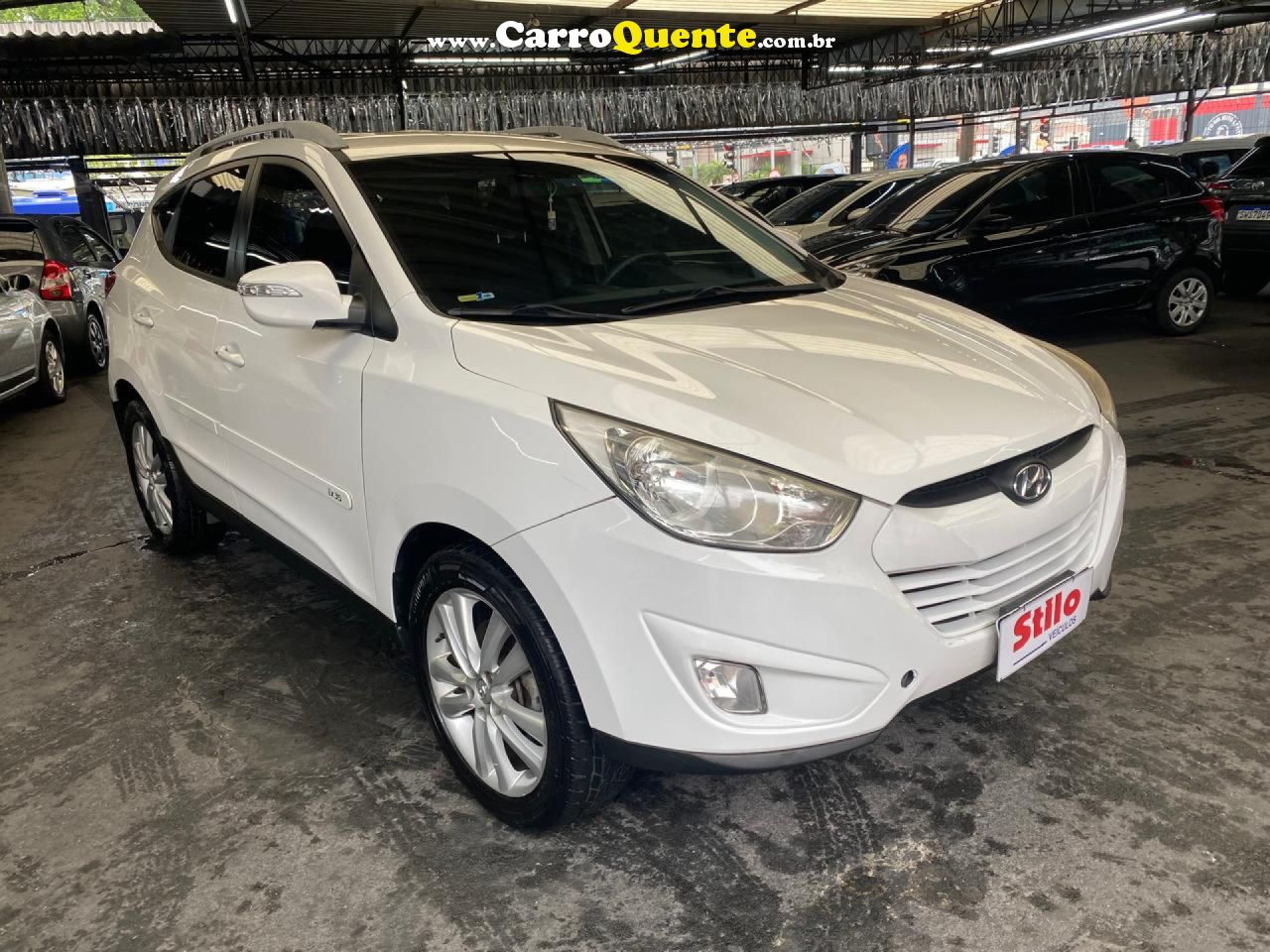 HYUNDAI   IX35 GLS 2.0 16V 2WD FLEX AUT.   BRANCO 2015 2.0 FLEX - Loja