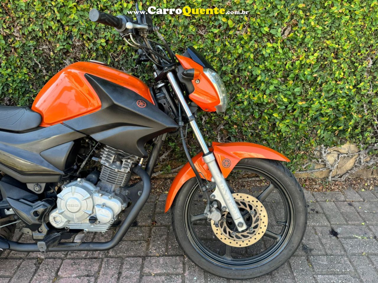 YAMAHA    YBR FACTOR 150   LARANJA 2016 150 GASOLINA - Loja