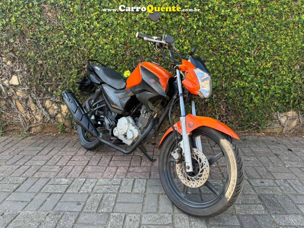 YAMAHA    YBR FACTOR 150   LARANJA 2016 150 GASOLINA - Loja