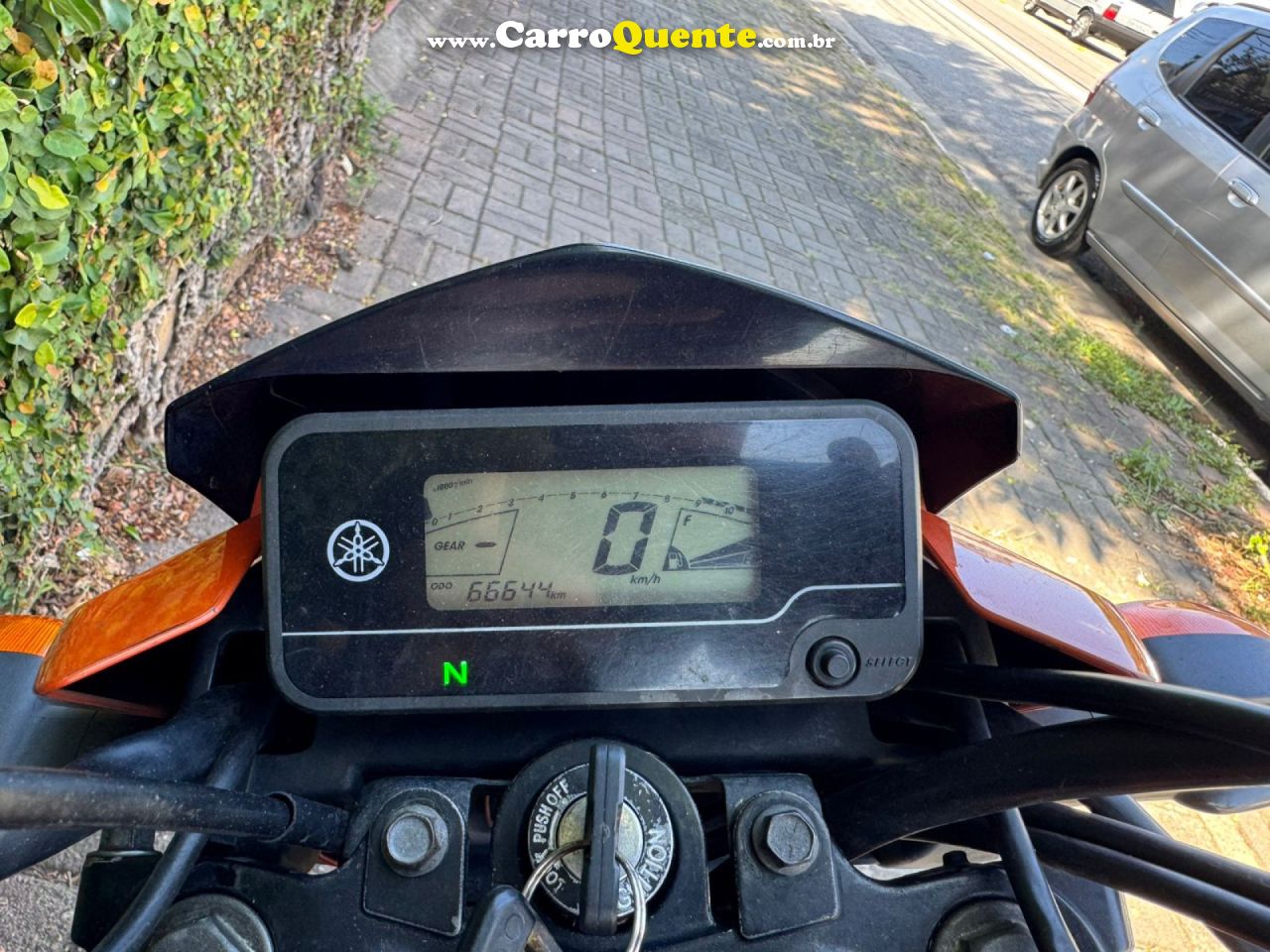 YAMAHA    YBR FACTOR 150   LARANJA 2016 150 GASOLINA - Loja
