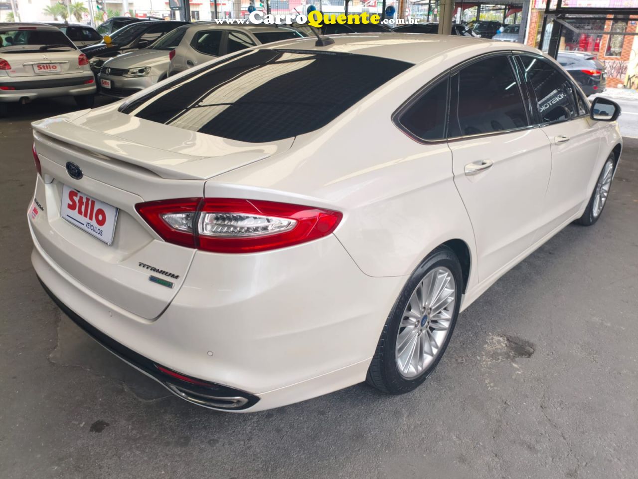 FORD   FUSION TITANIUM 2.0 GTDI ECO. FWD AUT.   BRANCO 2015 2.0 GASOLINA - Loja