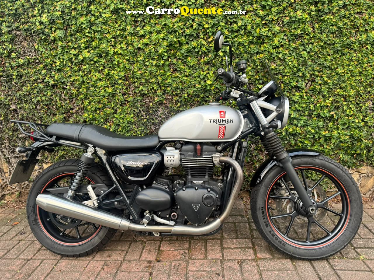 TRIUMPH   STREET TWIN 900   PRATA 2017 900 GASOLINA - Loja