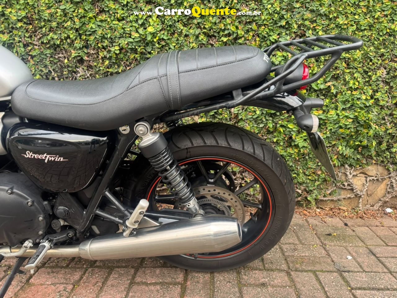 TRIUMPH   STREET TWIN 900   PRATA 2017 900 GASOLINA - Loja