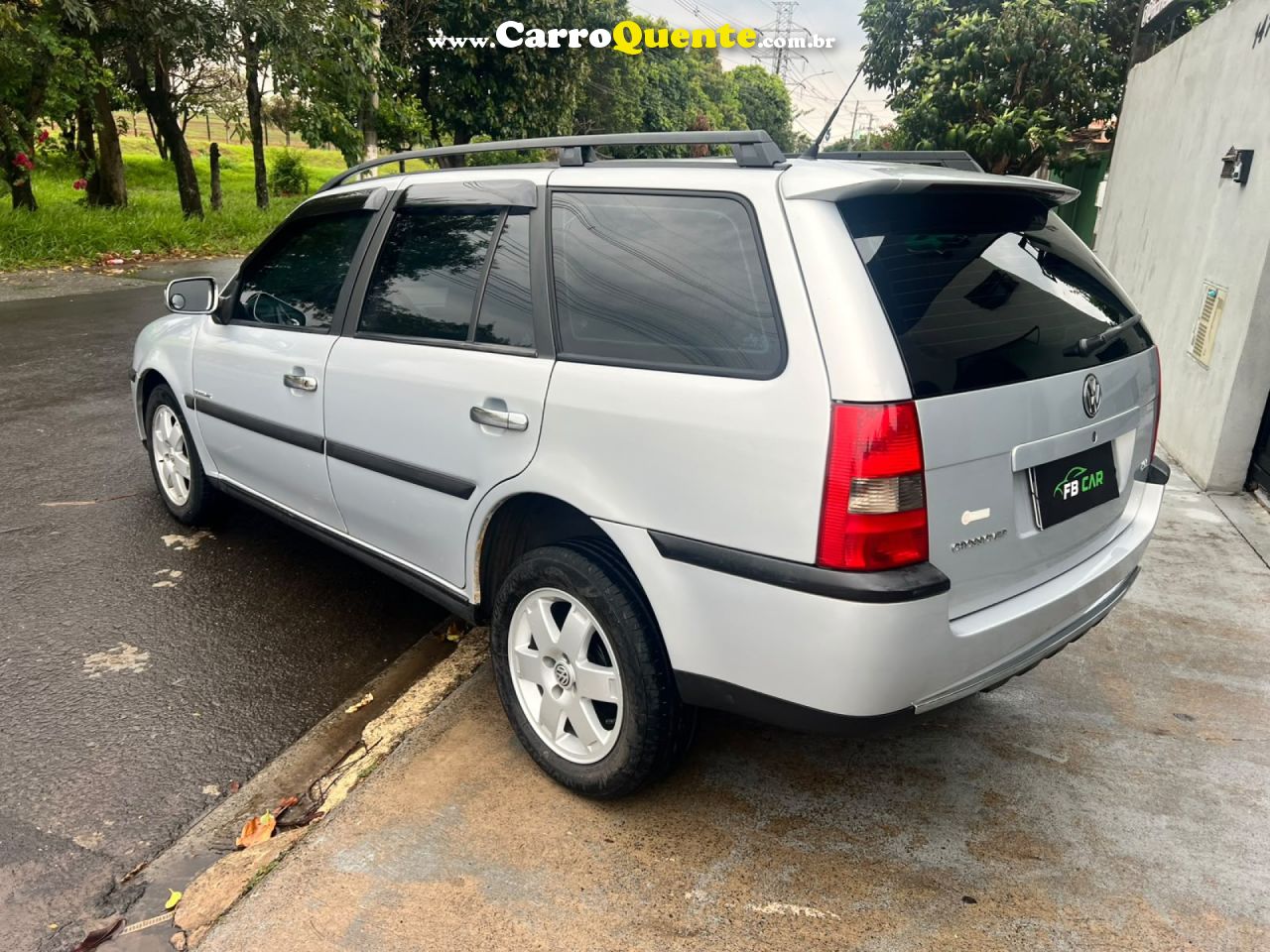 VOLKSWAGEN   PARATI CROSSOVER 2.0 8V 1.0 16V TB 4P   PRATA 2004 2.0 GASOLINA - Loja