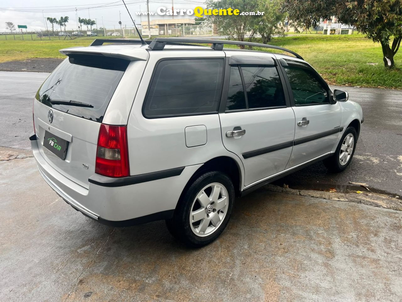 VOLKSWAGEN   PARATI CROSSOVER 2.0 8V 1.0 16V TB 4P   PRATA 2004 2.0 GASOLINA - Loja