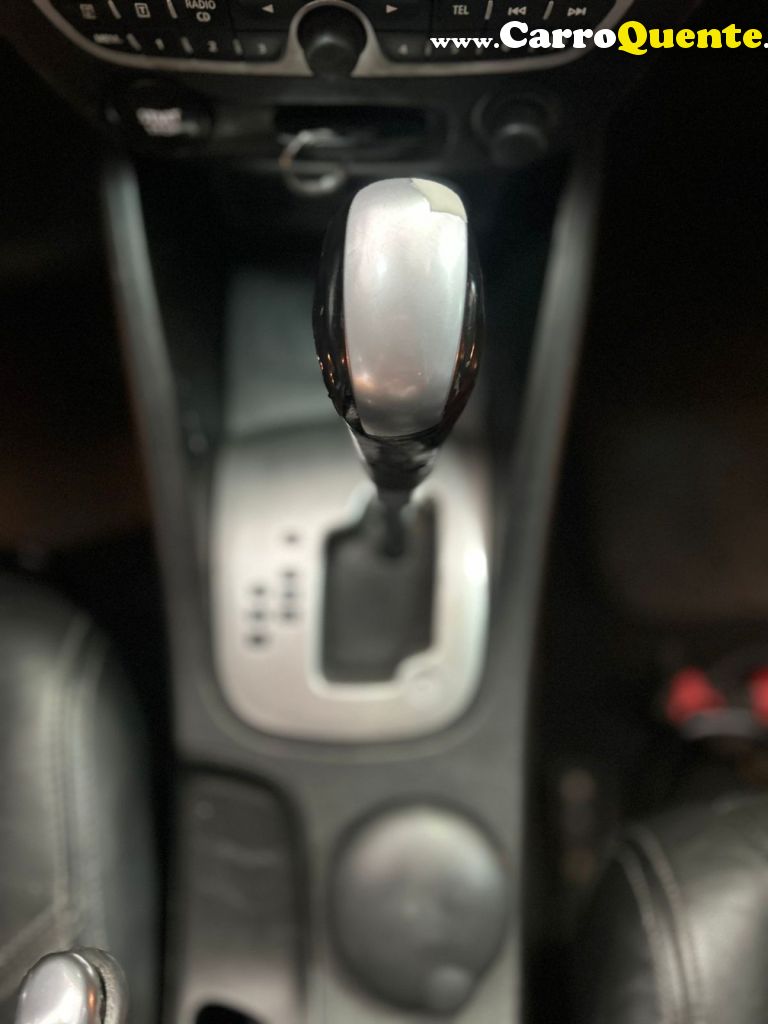 RENAULT   FLUENCE SED. DYNAMIQUE 2.0 16V FLEX AUT.   CINZA 2011 2.0 GASOLINA - Loja