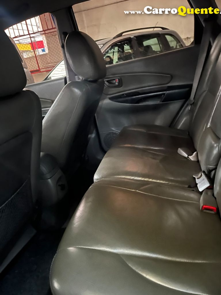 HYUNDAI   TUCSON 2.0 16V AUT.   PRATA 2012 2.0 GASOLINA - Loja