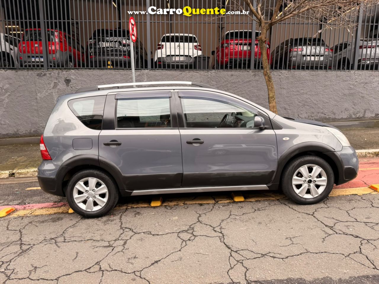 NISSAN   LIVINA X-GEAR SLX-GEAR 1.8 FLEX F. AUT.   CINZA 2012 1.8 FLEX - Loja