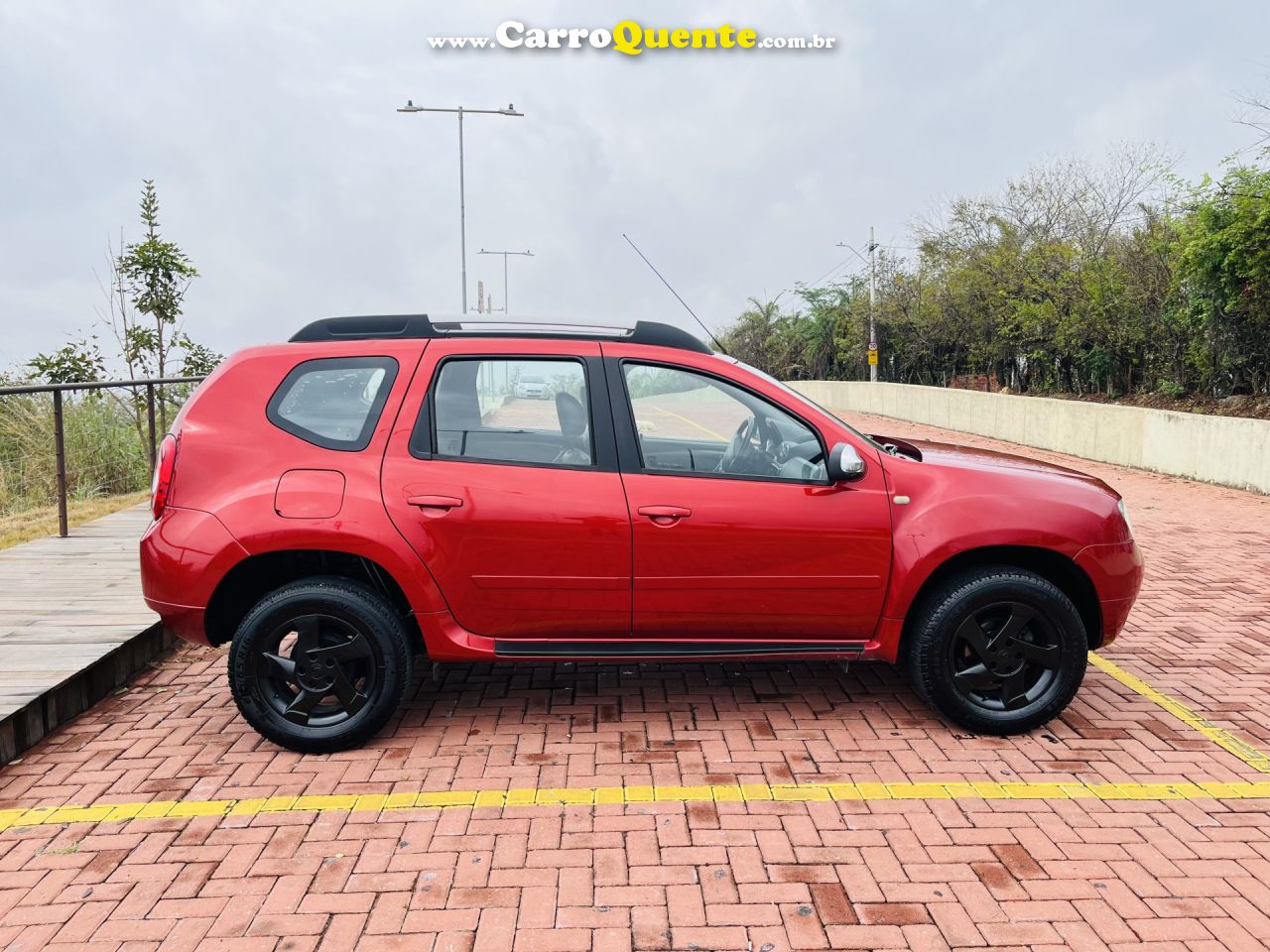 RENAULT   DUSTER DYNAMIQUE 1.6 FLEX 16V MEC.   VERMELHO 2015 1.6 FLEX - Loja